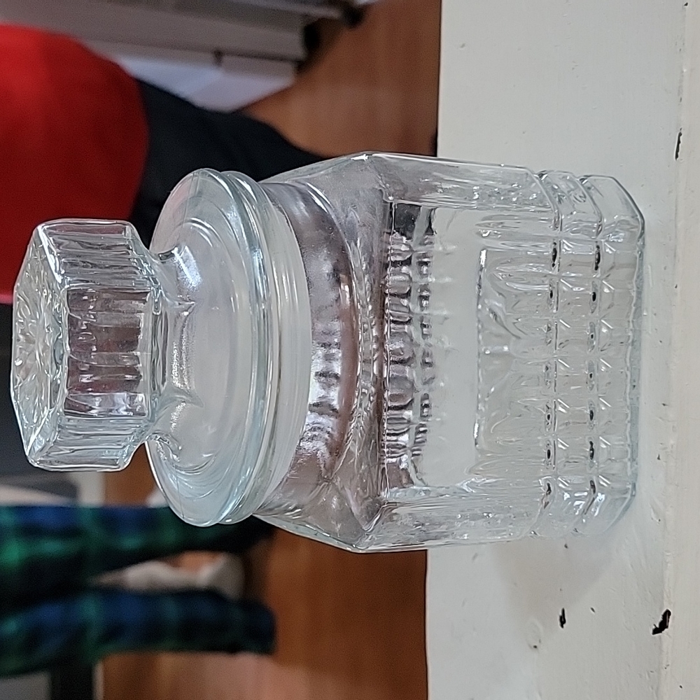 Candy jar